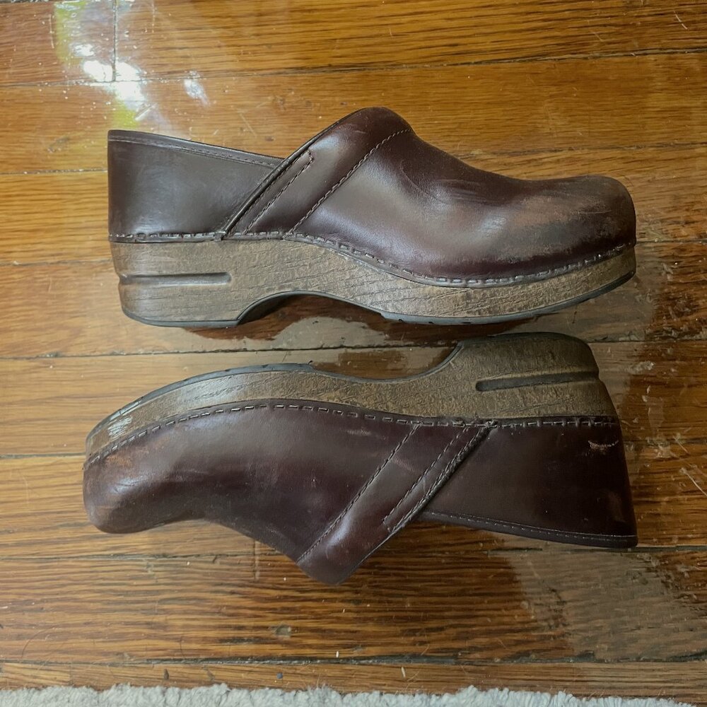 Dansko professional brown leather clogs size 41